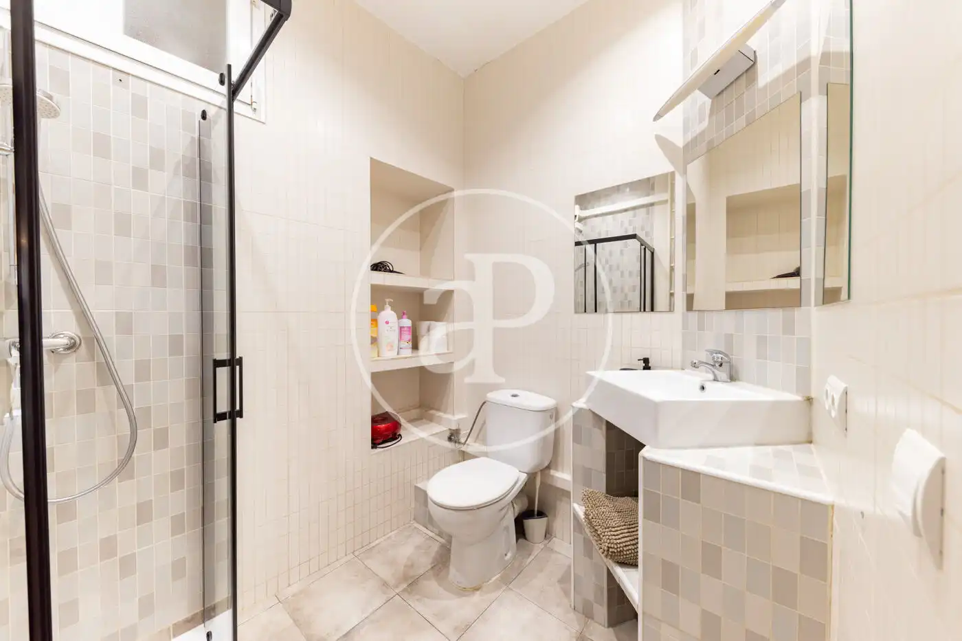 Baño de Piso de alquiler en  Palma de Mallorca con Aire acondicionado y Amueblado