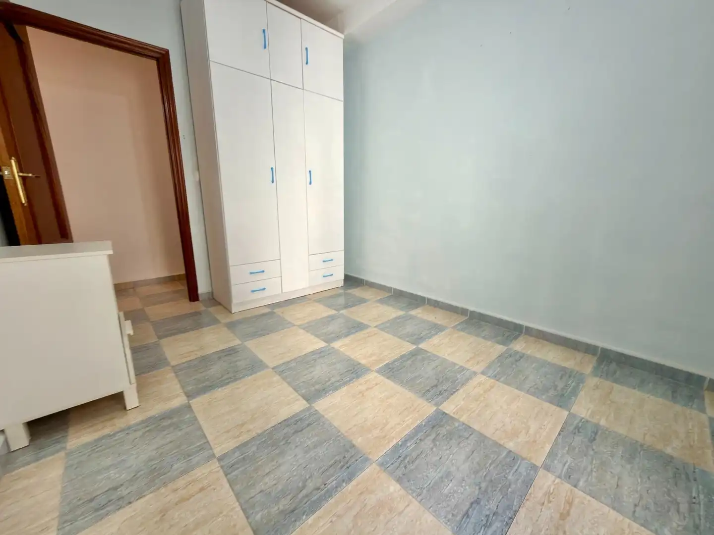Habitación de Piso en venta en Córdoba con Terraza, Trastero y Amueblado