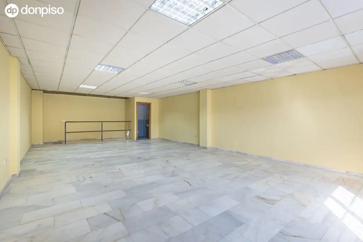 Nave industrial en venta en Albolote