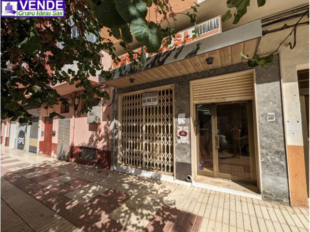 Local comercial en Venta en Rey Don Jaime I en Sax