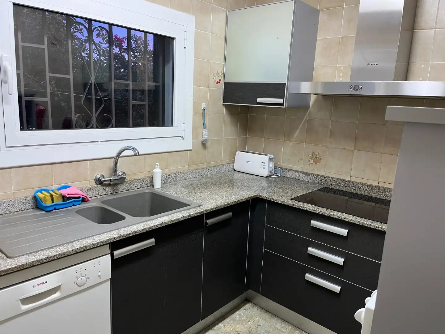 House with garden to rent in Carrer Gèminis 34, imagen 7