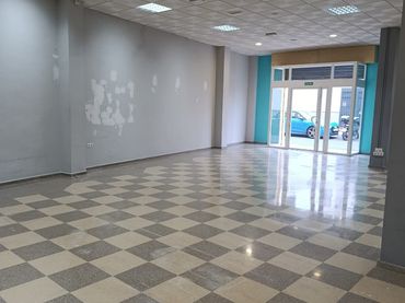 Local comercial de lloguer a Maracena