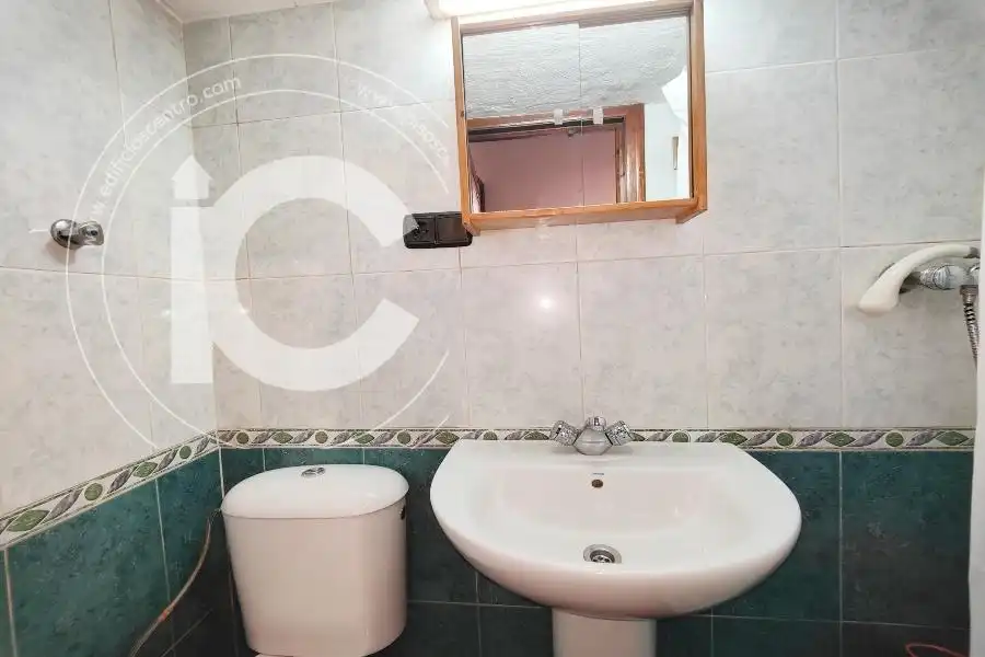 Baño de Estudio de alquiler en Granada con Aire acondicionado