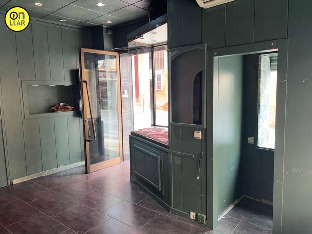 Local comercial en Alquiler en Calle BANYS, DELS en Montserrat - El Passeig