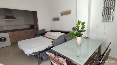 Foto 2 de Apartamento de alquiler en Calle Ganado, Centro - Calzada - Cabo Noval, Sanlúcar de Barrameda