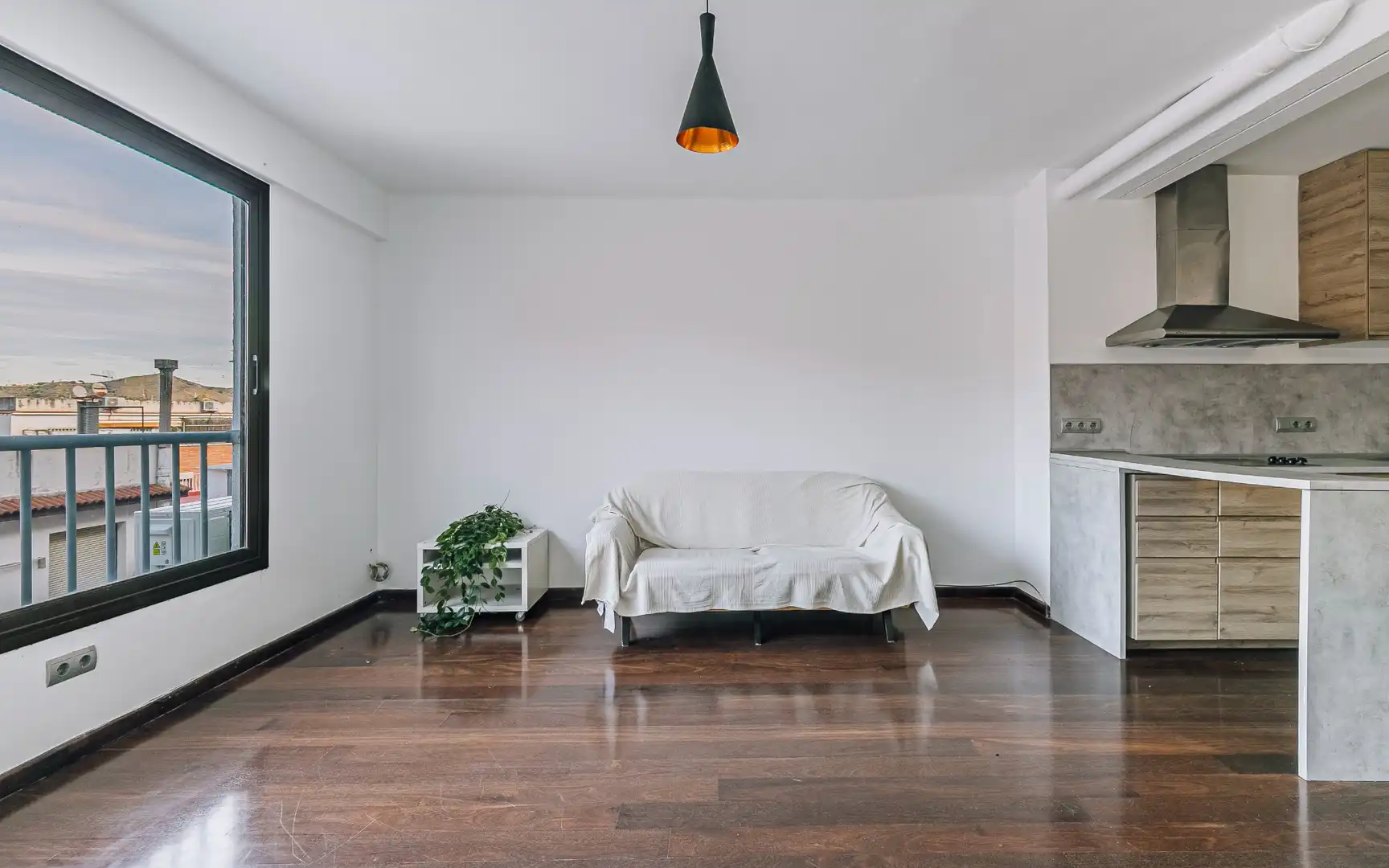Wohnzimmer von Wohnung zum Verkauf in Barcelona mit Klimaanlage, Heizung und Möbliert