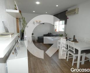 Living room of Flat for sale in El Prat de Llobregat  with Air Conditioner, Heating and Oven