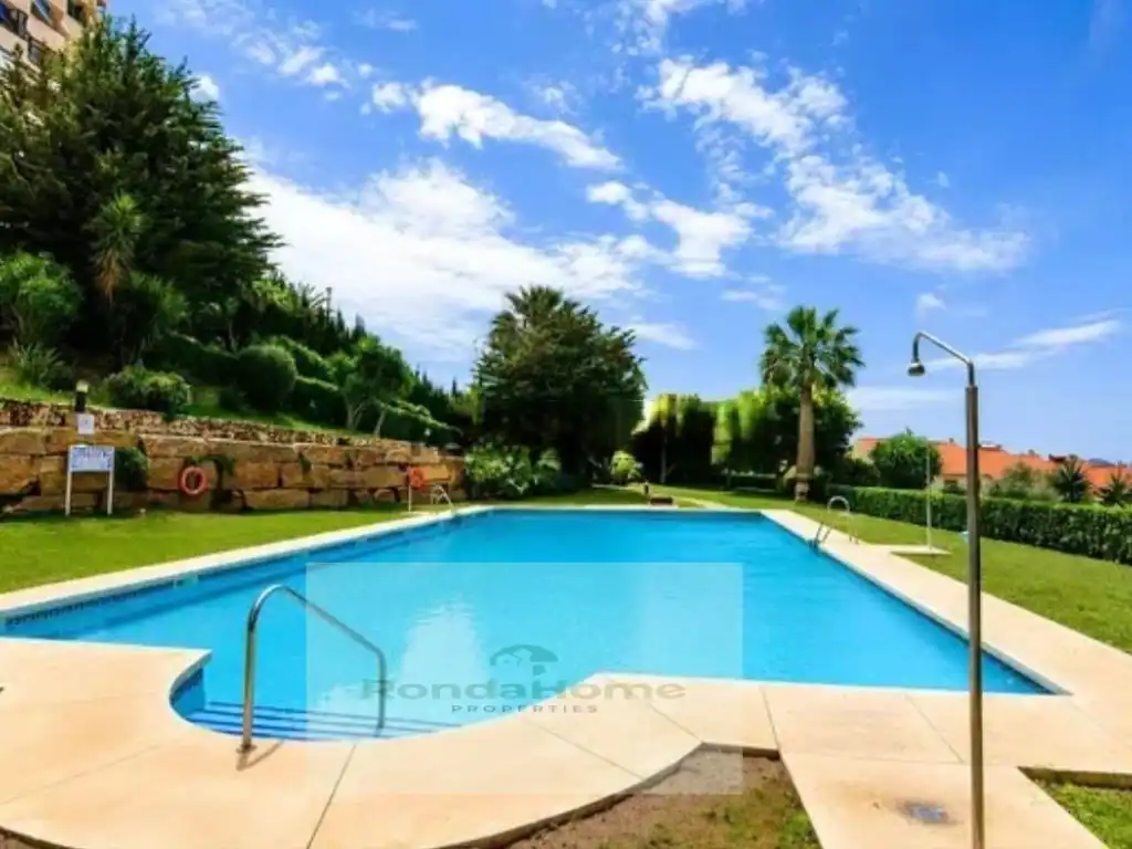 Vista exterior de Pis en venda en Fuengirola amb Terrassa