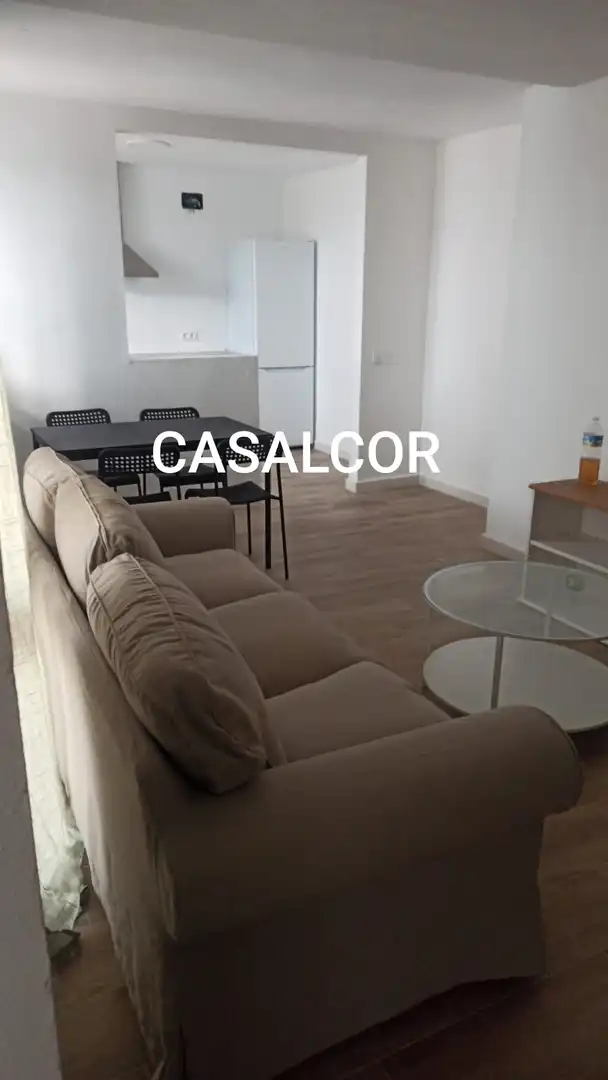 Piso de alquiler en Carmona