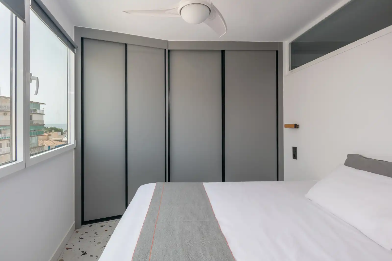 Bedroom of Flat for sale in Vélez-Málaga  with Furnished