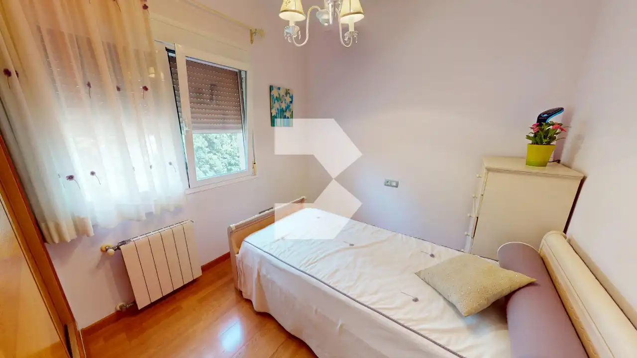 Dormitori de Casa o xalet en venda en Sant Joan d'Alacant amb Jardí privat, Terrassa i Piscina