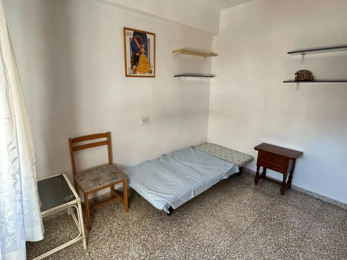 Dormitori de Pis en venda en Gandia amb Aire condicionat, Calefacció i Moblat