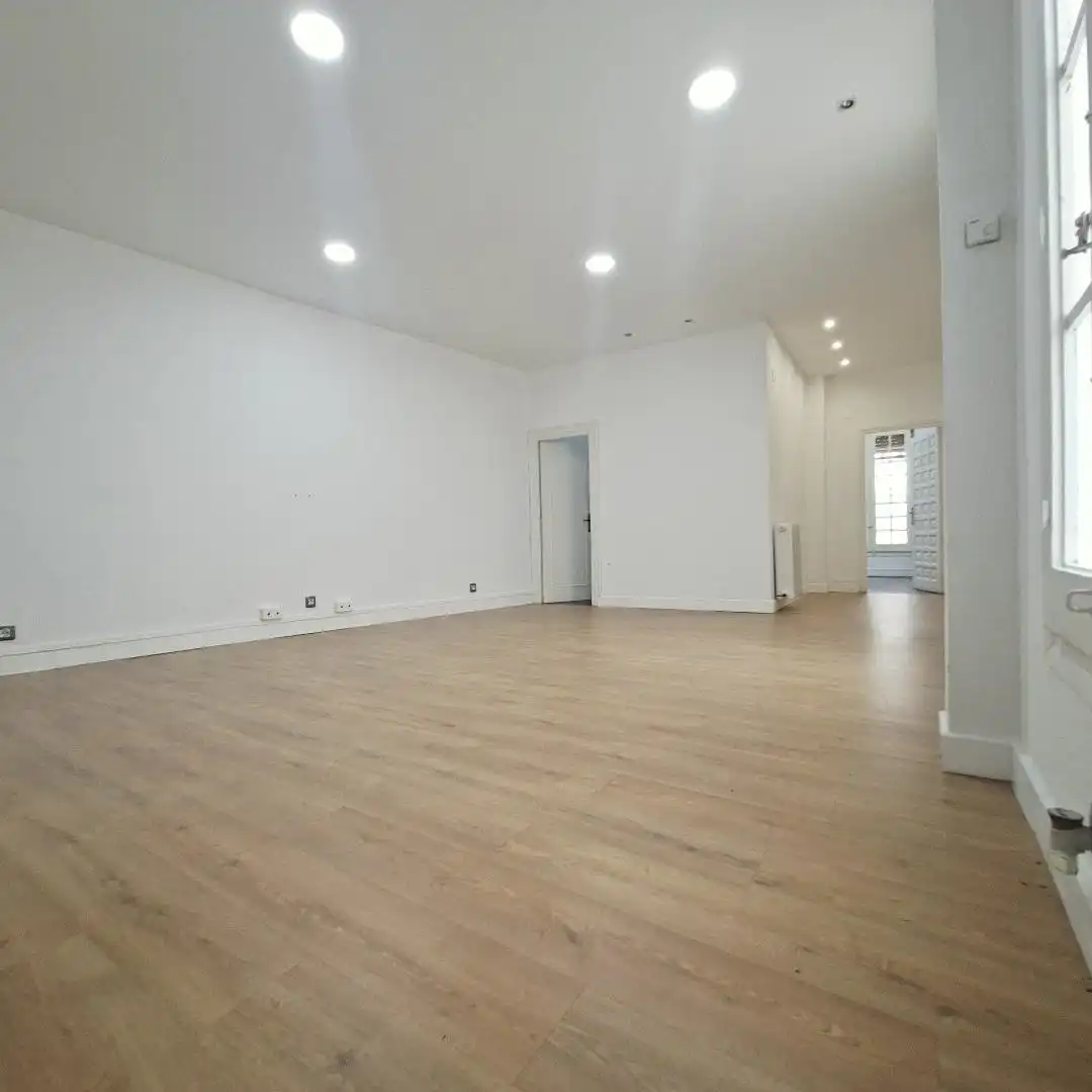 Piso en venta en Zaragoza con Terraza