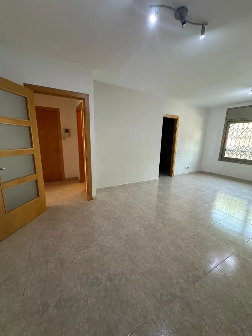 Wohnung zum Verkauf in Manresa mit Heizung, Terrasse und Abstellraum