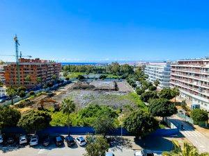 Vista exterior de Pis en venda en Marbella amb Aire condicionat, Calefacció i Jardí privat