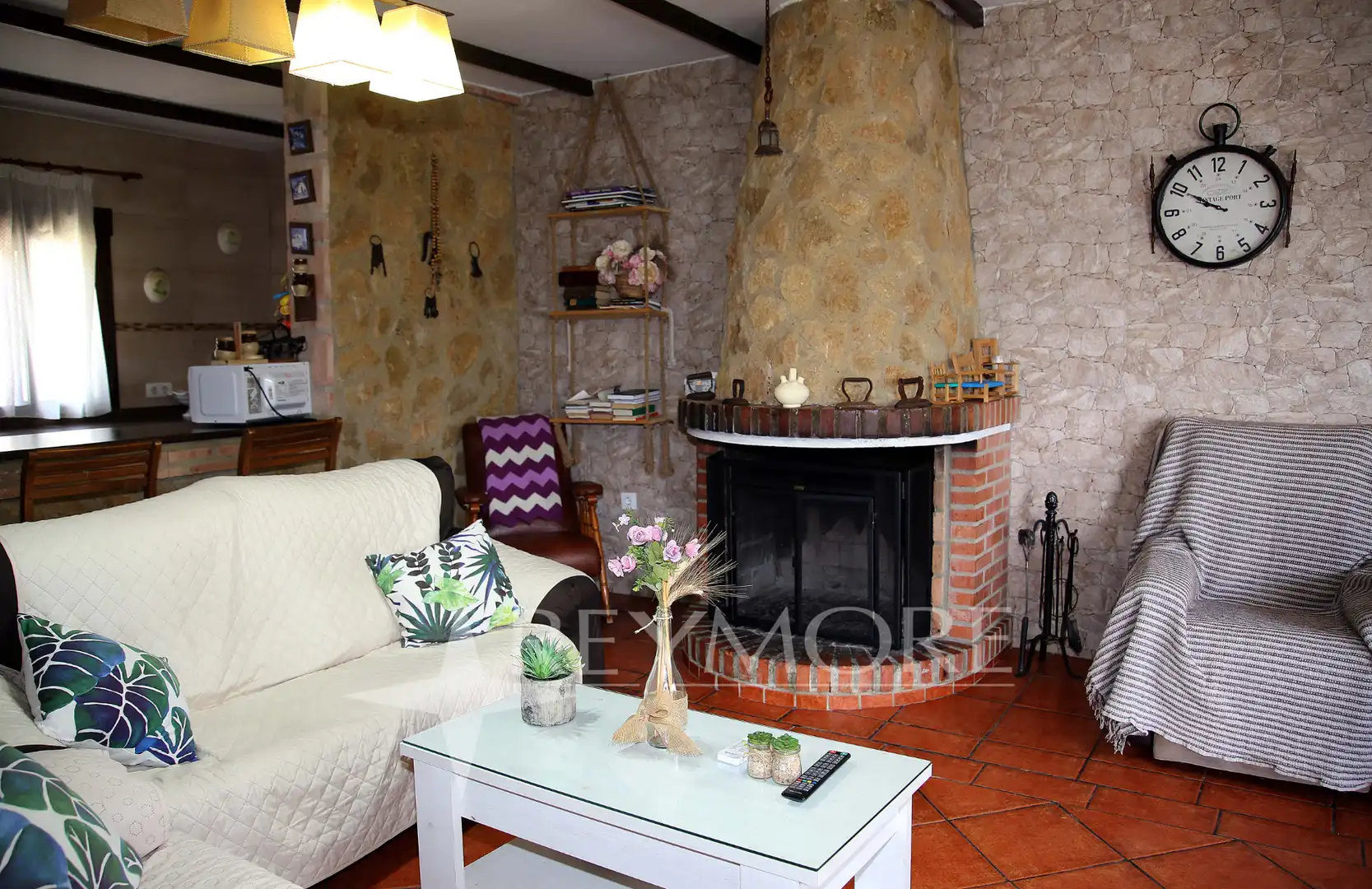 Sala de estar de Casa o chalet en venta en Almodóvar del Río con Aire acondicionado, Calefacción y Jardín privado