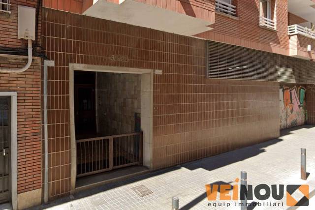 Garaje en Venta en Carrer de Gayarre en Sants