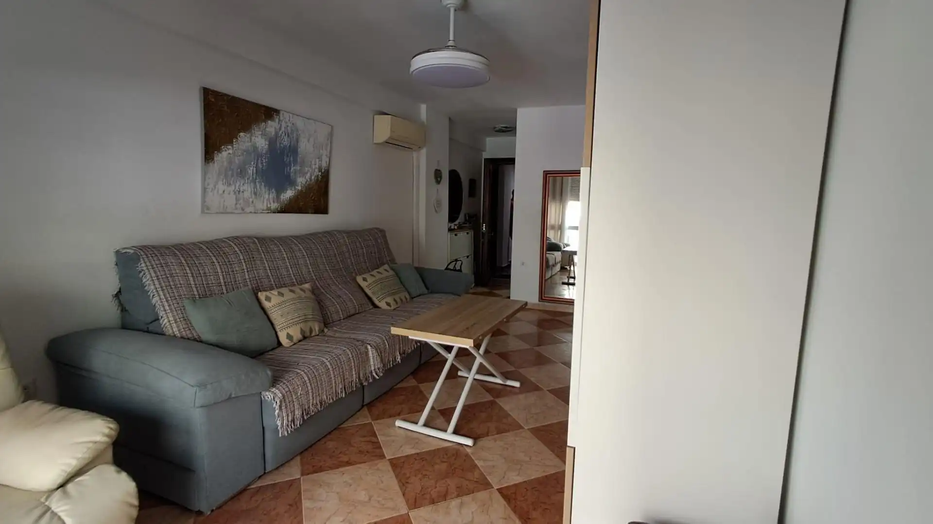 Sala de estar de Piso en venta en Carretera de Cádiz