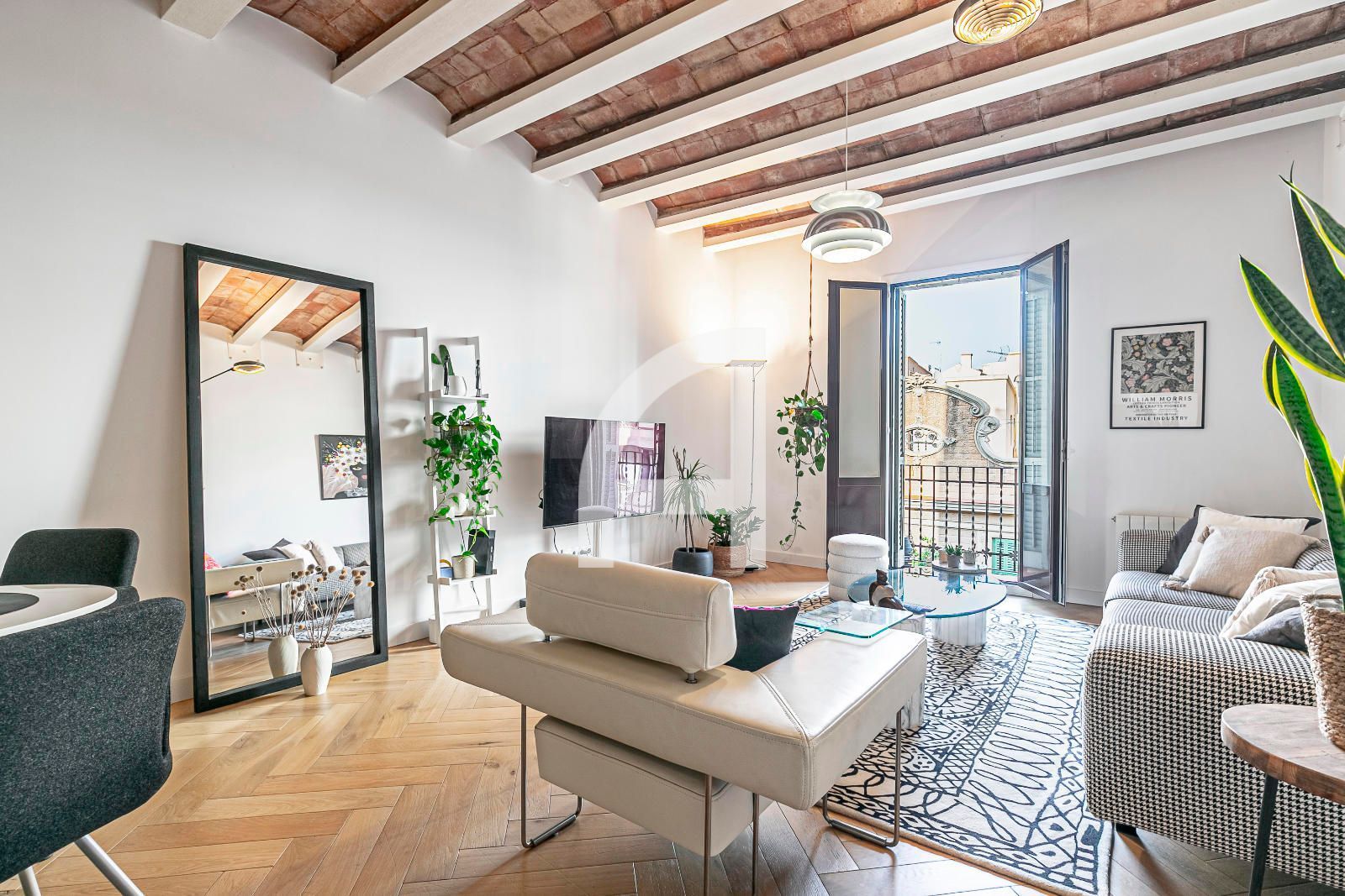Sala d'estar de Pis de lloguer en  Barcelona Capital amb Aire condicionat, Calefacció i Parquet