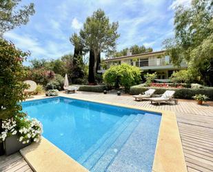 Jardí de Casa o xalet en venda en Calvià amb Aire condicionat, Terrassa i Piscina