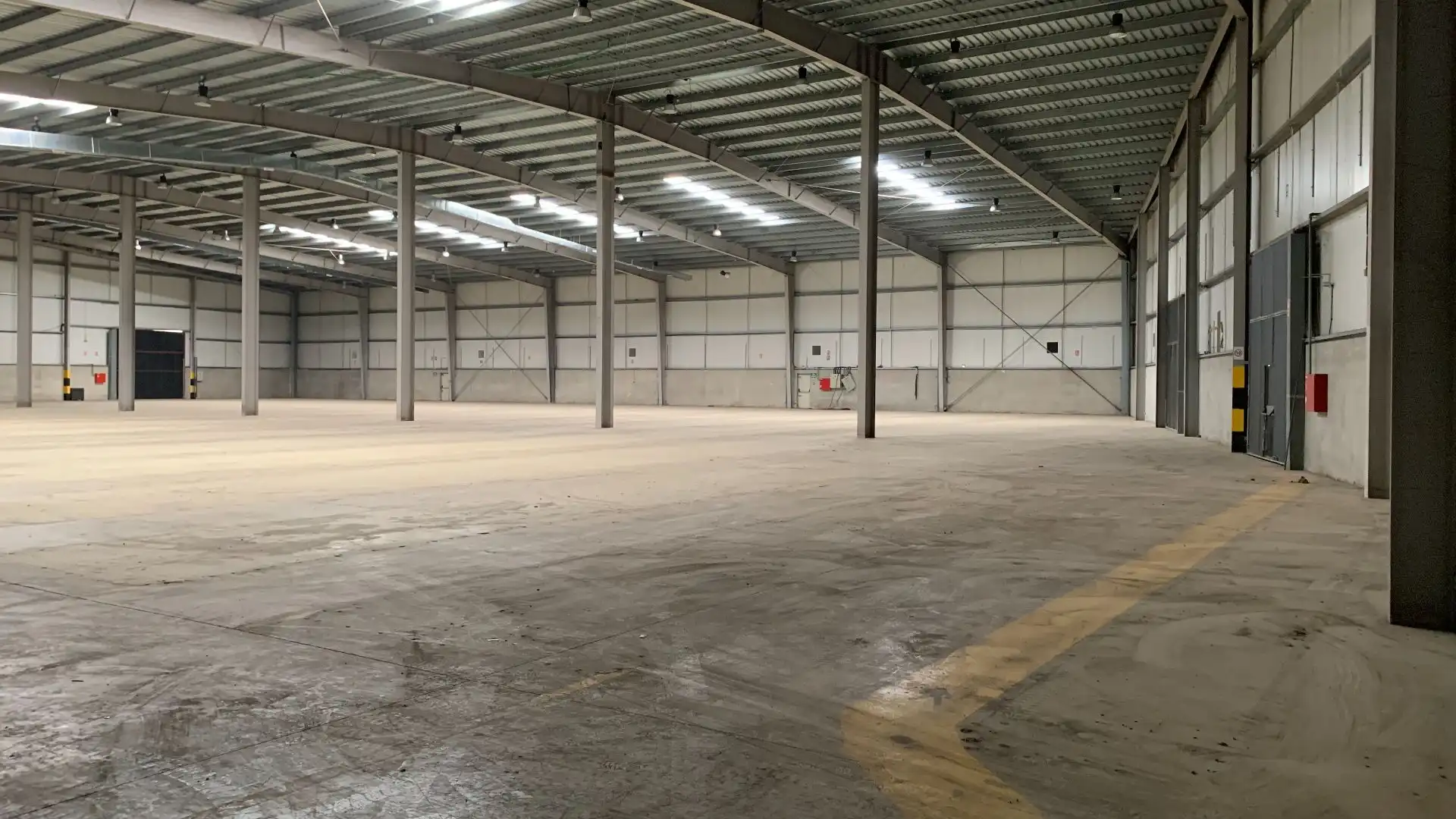 Fabrikhallen zur Miete in Parets del Vallès