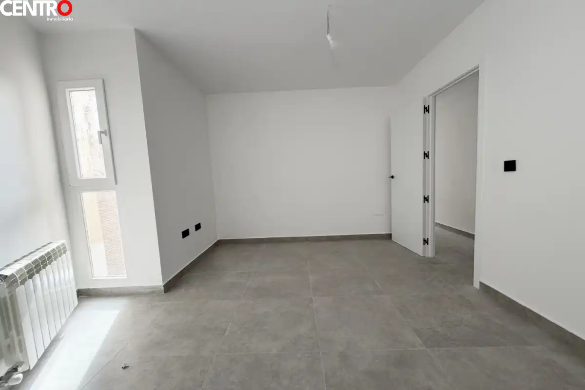 Piso en venta en La Zubia con Aire acondicionado, Calefacción y Jardín privado