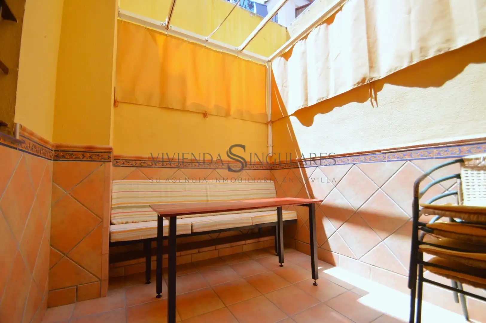 Terrassa de Casa adosada en venda en Alcalá de Guadaira amb Aire condicionat, Jardí privat i Terrassa
