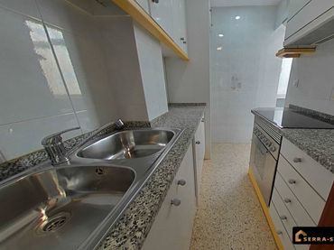 Appartement avec balcon à vendre à Avenida PUIG I CADAFALCH