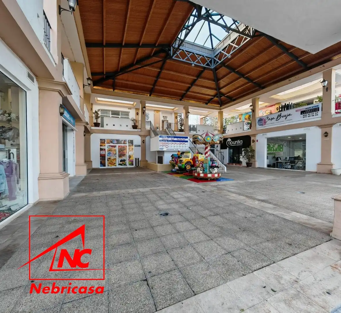 Local de lloguer en Rota amb Aire condicionat