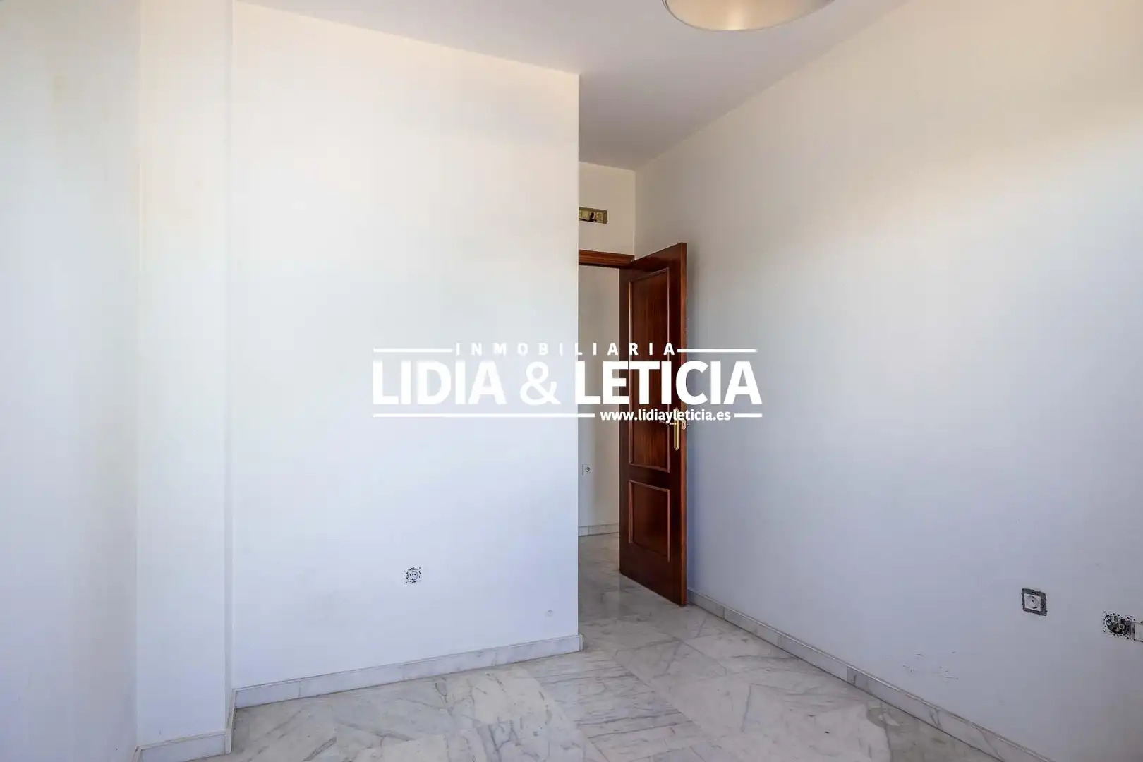 Habitación de Piso en venta en Alcalá de Guadaira con Aire acondicionado