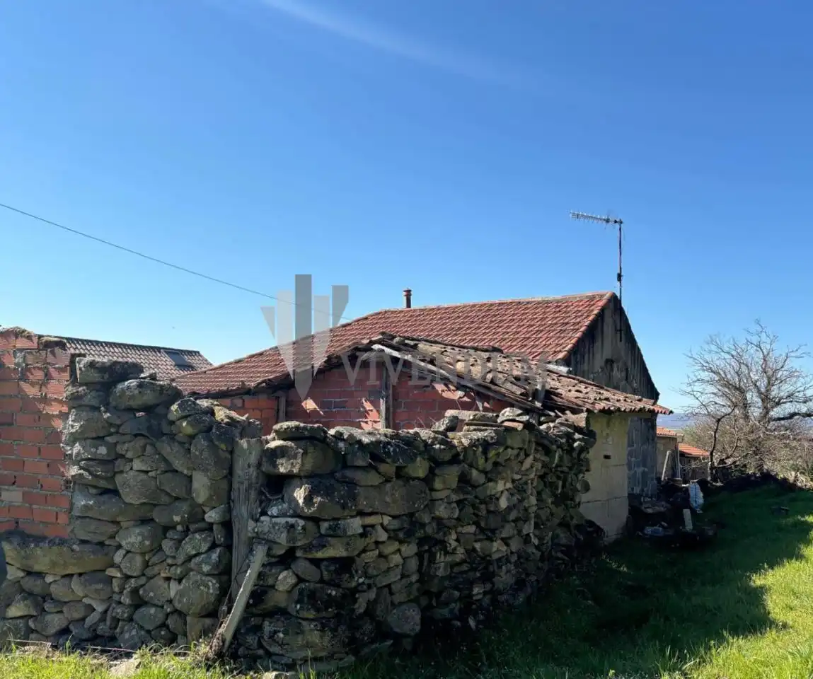 Außenansicht von Haus oder Chalet zum Verkauf in Xinzo de Limia mit Privatgarten, Terrasse und Balkon