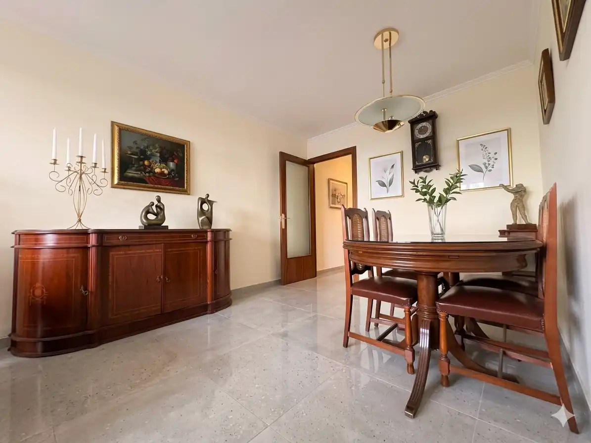 Comedor de Piso en venta en Sant Cugat del Vallès con Aire acondicionado y Calefacción