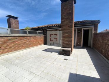 Dúplex con balcón en venta en Centre