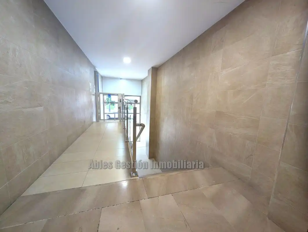 Piso en venta en Oviedo  con Calefacción, Parquet y Terraza