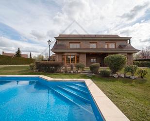 Swimming pool of House or chalet to rent in La Moraleja  with Air Conditioner and Swimming Pool