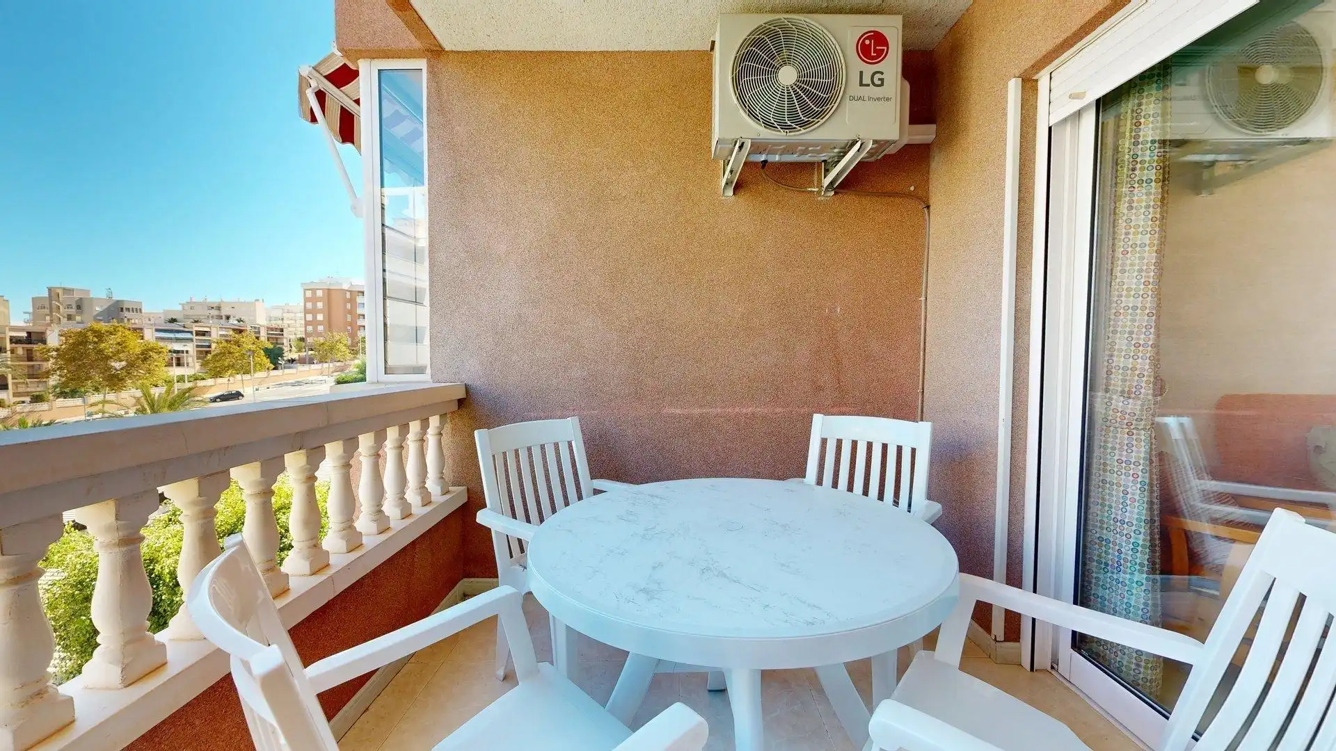 Terrassa de Apartament en venda en Elche / Elx amb Aire condicionat, Terrassa i Moblat