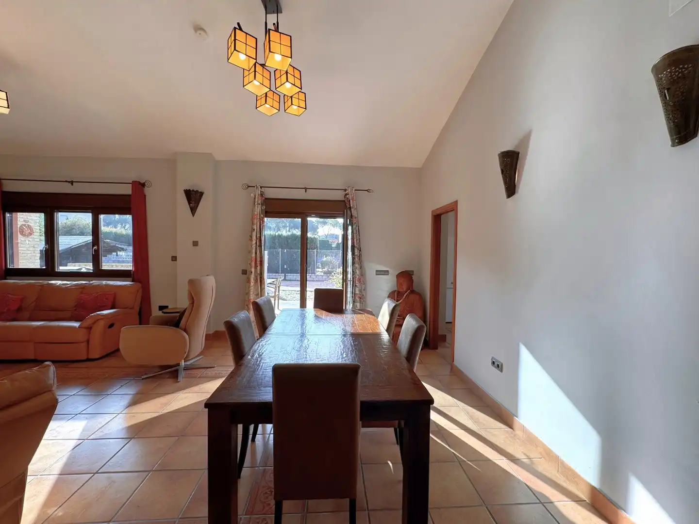 Comedor de Casa o chalet en venta en Carmona con Aire acondicionado, Calefacción y Jardín privado