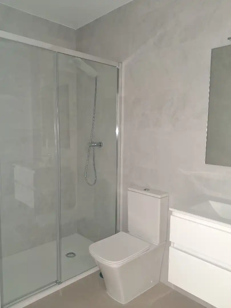 Bathroom of Attic for sale in Sevilla  with Air Conditioner, Heating and Parquet flooring