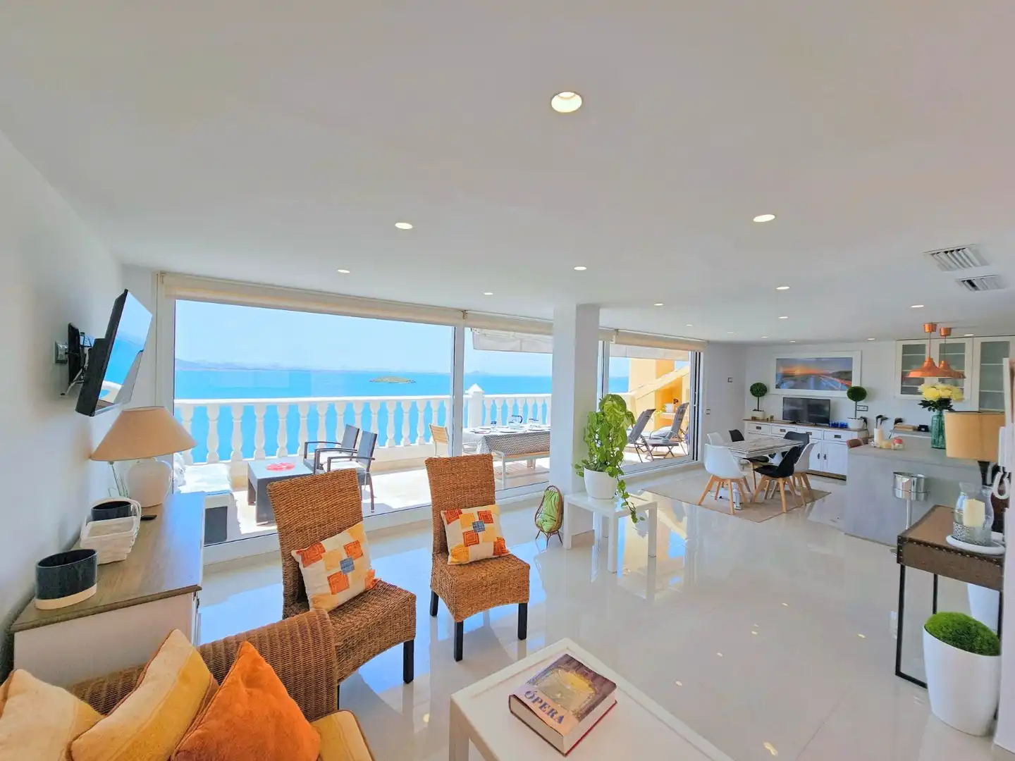 Living room of Ground floor for rent in La Manga del Mar Menor  with Air Conditioner, Heating and Terrace
