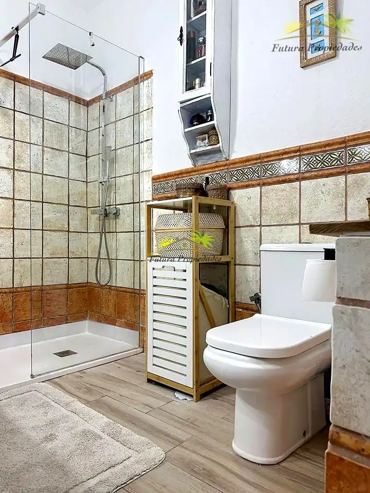 Bany de Dúplex en venda en Arrecife amb Aire condicionat, Terrassa i Moblat