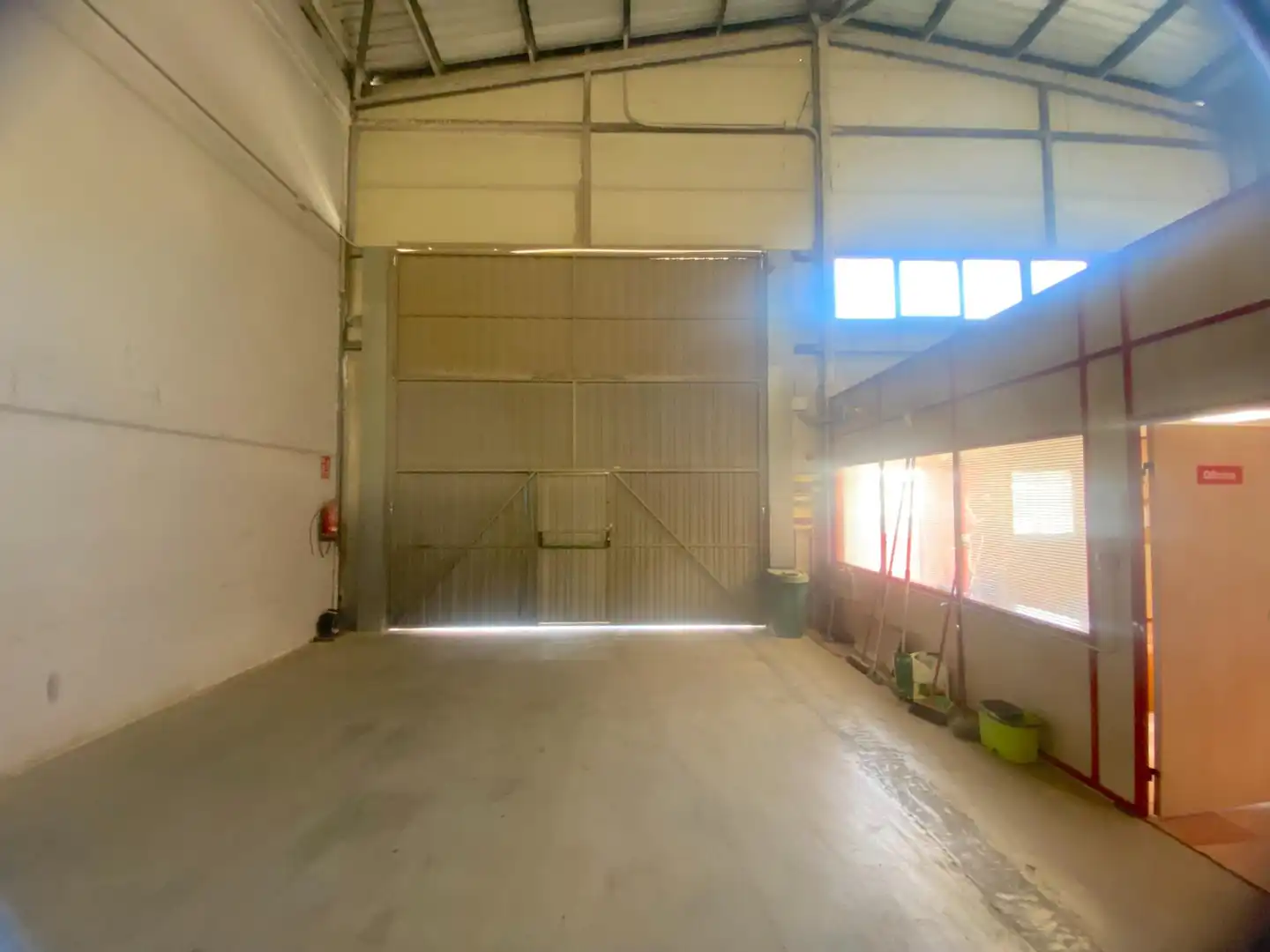 Local en venta en Riba-roja de Túria con Aire acondicionado y Calefacción