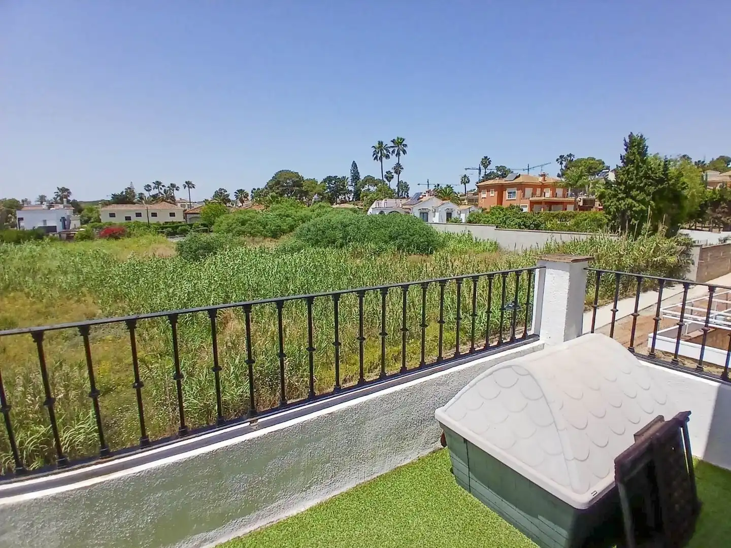 Garten von Maisonette zum Verkauf in Estepona mit Klimaanlage, Terrasse und Möbliert