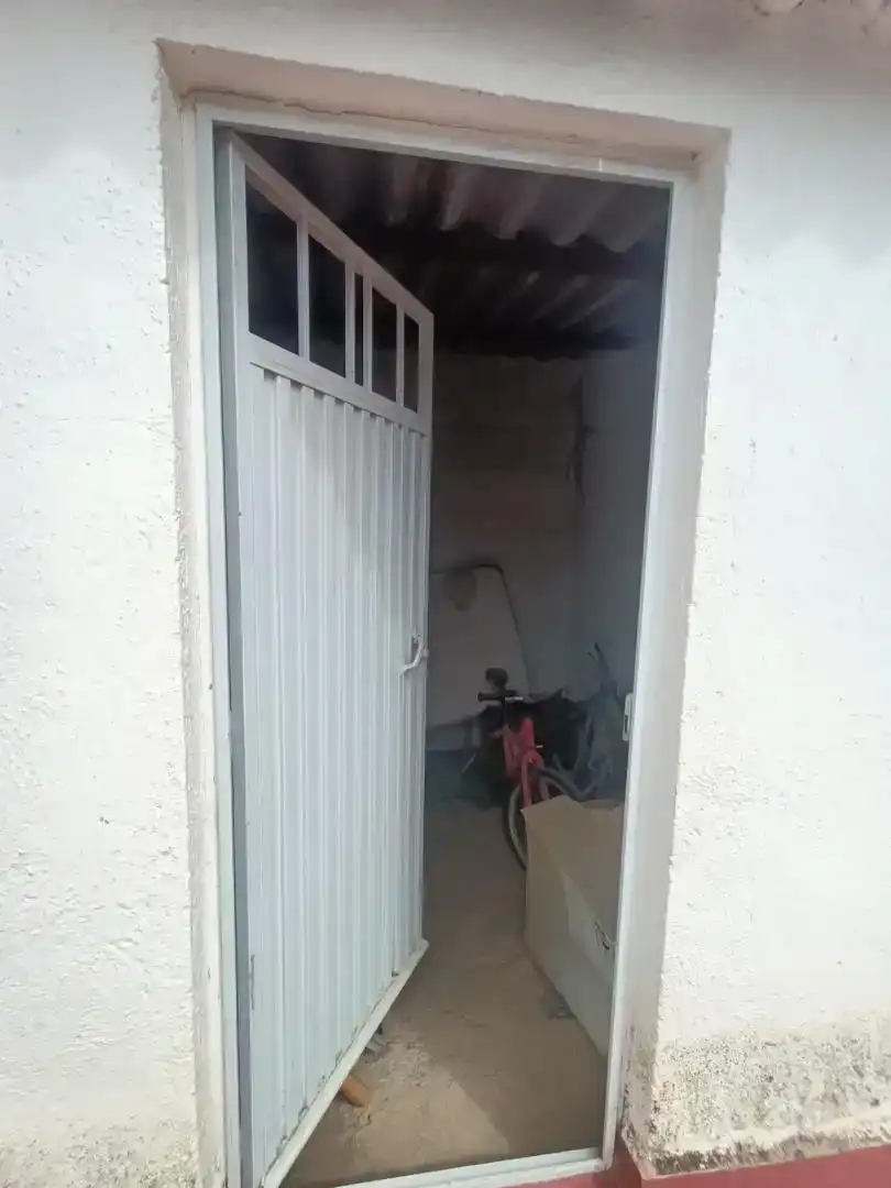 Parking de Piso en venta en Baza con Amueblado y Balcón