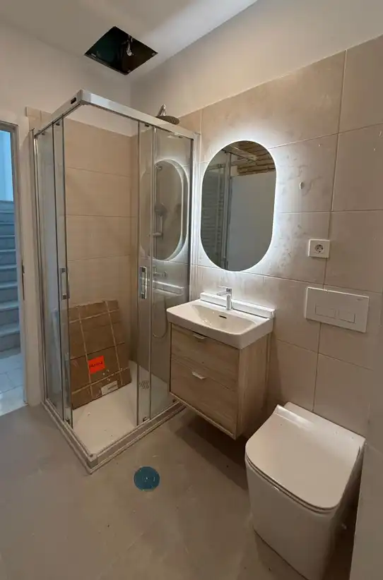 Bathroom of Buildings for sale in Triana