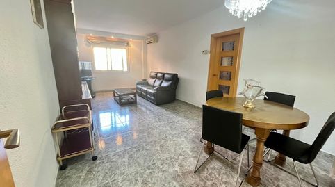 Foto 2 de Piso en venta en Casagemes, Badalona