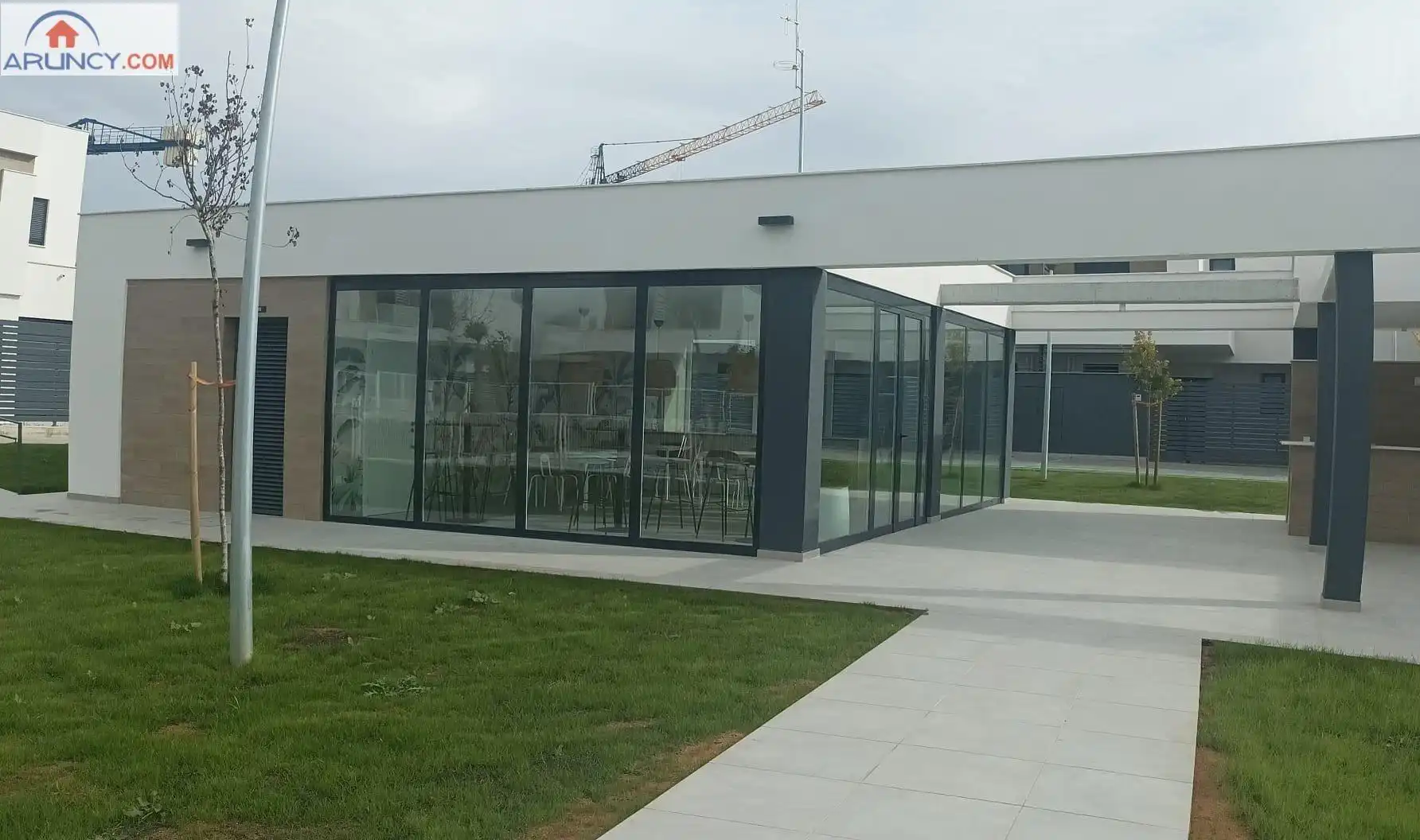 Adosado con piscina en venta en Entrenúcleos, imagen 7