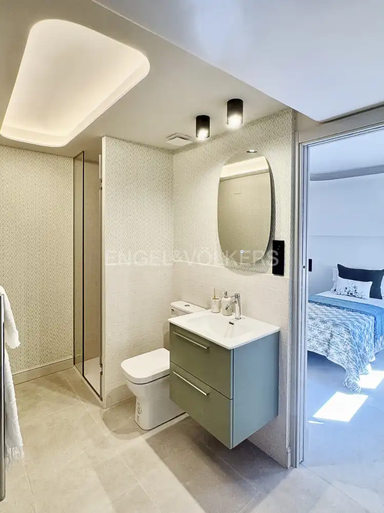 Bathroom of Attic for sale in Madrid  with Air Conditioner, Heating and Terrace