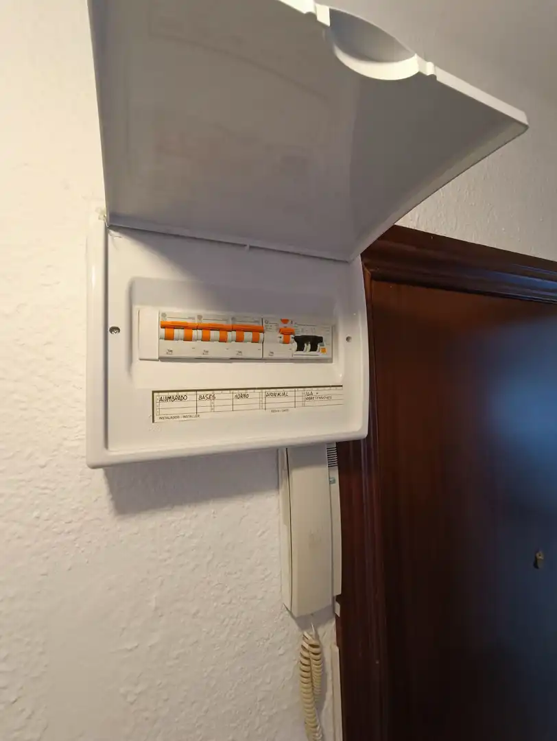 Flat for sale in Zaragoza  with Heating