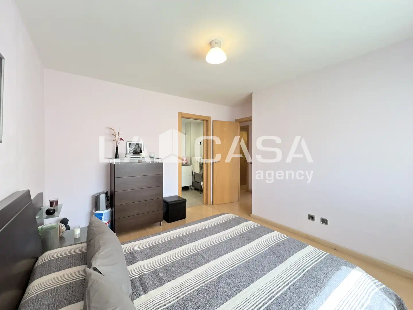 Bedroom of Flat for sale in Badalona  with Heating, Terrace and Storage room