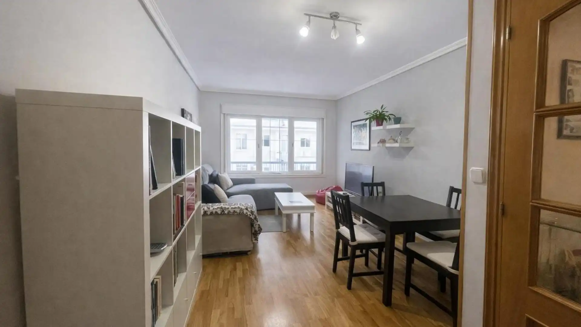 Sala de estar de Piso en venta en A Coruña Capital  con Calefacción, Parquet y Terraza